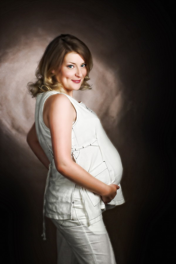 Студийные фотографии беременность 10